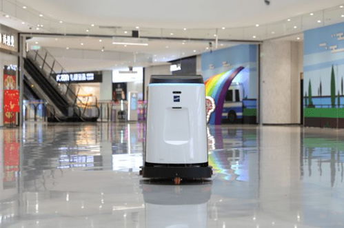 中国机器人产业双轨并行 家庭服务与前沿医疗同步崛起